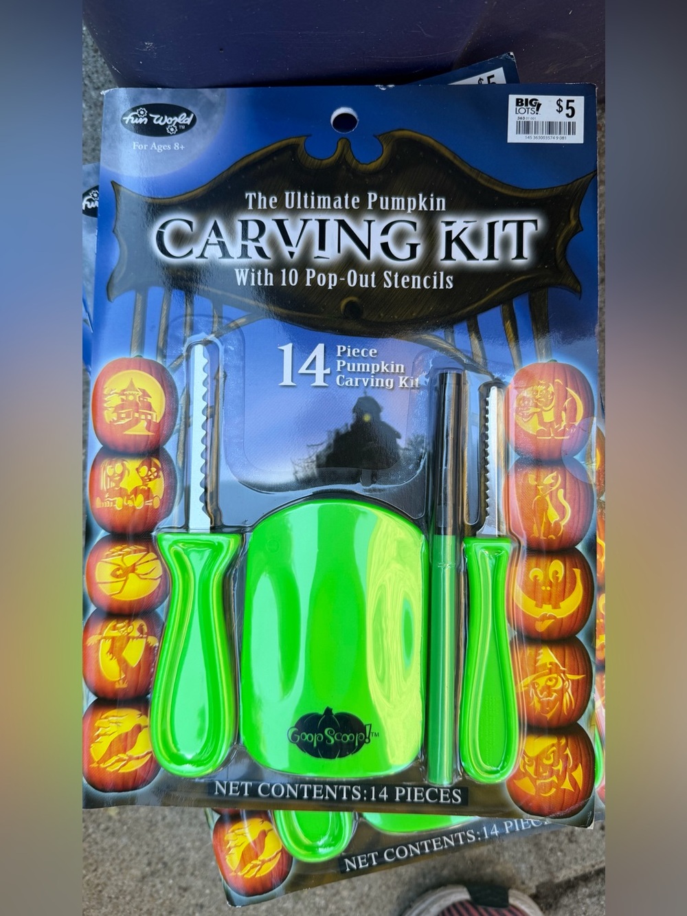 Halloween Pumpkin Carving Kits w 10 Stencils New in Package 🎃🎃🎃